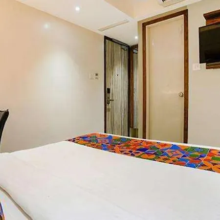 Hotel Fabexpress The Dr Residency 3*