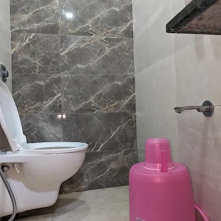 Ayala Pg Ac Deluxe1 *