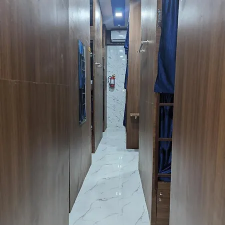 Ayala Pg Ac Deluxe1 Hostel *