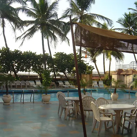 Ramada Plaza By Wyndham Palm Grove Hotel
