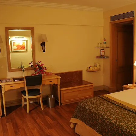 Hotel Ramada Plaza By Wyndham Palm Grove 5*
