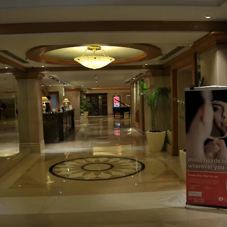 Ramada Plaza By Wyndham Palm Grove 5* Mumbai