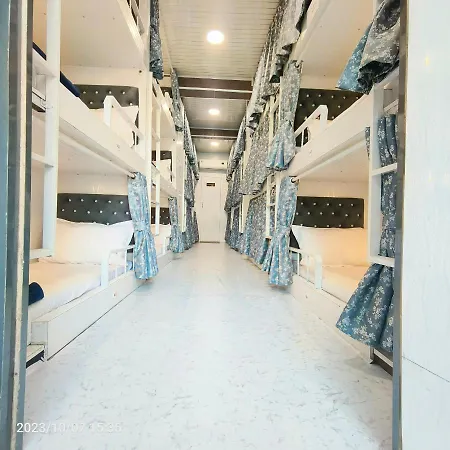 Marol Metro Hostel *