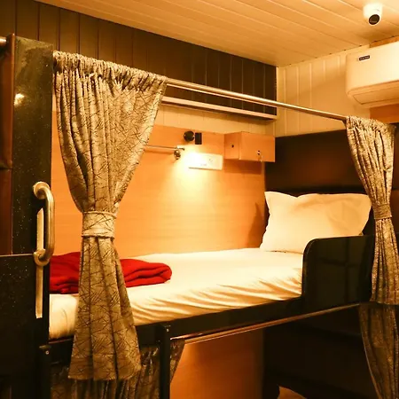Hub Condo *