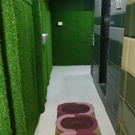 Hub * Mumbai