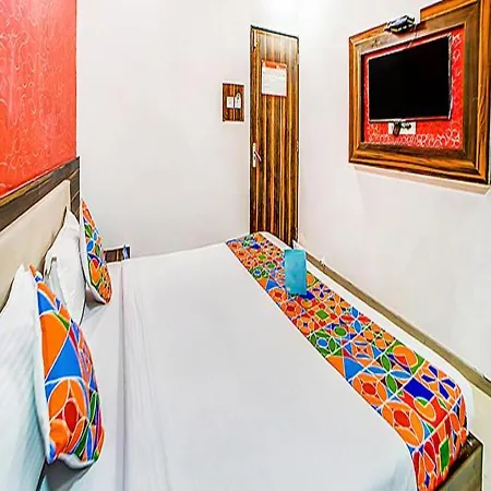 Via The Adore Palace Hotel
