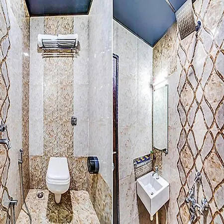 Via The Adore Palace Hotel
