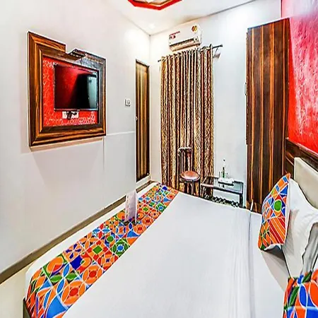 Via The Adore Palace Hotel