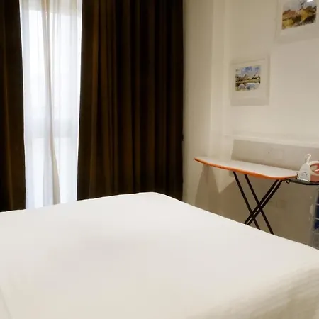 Hotel Relohomes Serviced Mumbai