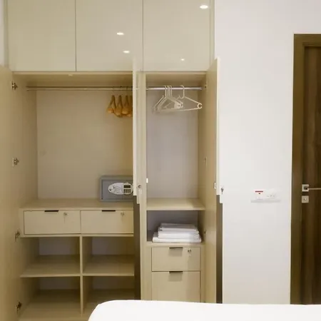 Hotel Relohomes Serviced