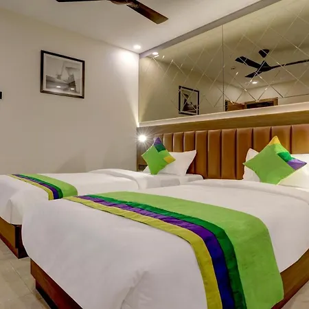 Treebo Castle Rock Hotel Mumbai