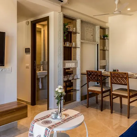Zenia Luxury Suites And Serviced * Mumbai