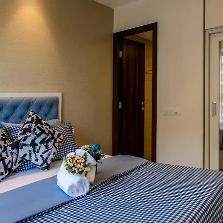 Zenia Luxury Suites And Serviced Aparthotel *