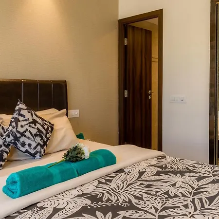 Zenia Luxury Suites And Serviced Aparthotel *