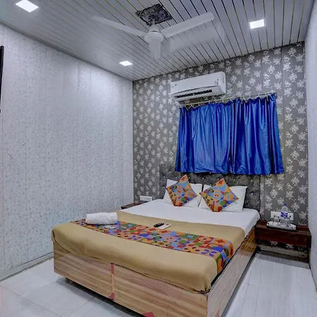 Saini,mumbai Hotel 2*