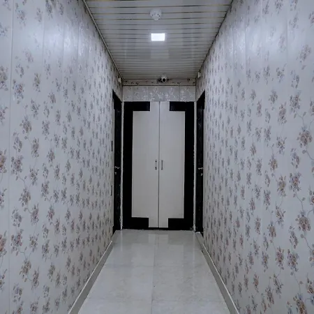 Saini,mumbai 2*