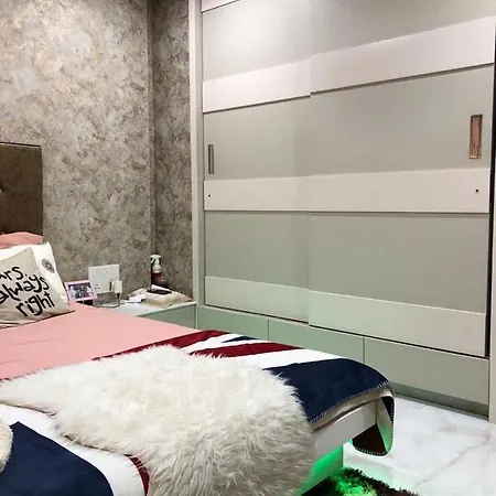 The Luxurious Haven-lokhandwala * Mumbai