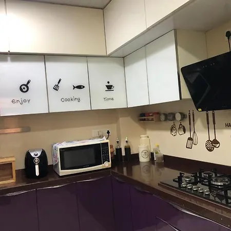 Homestay The Luxurious Haven-lokhandwala Mumbai