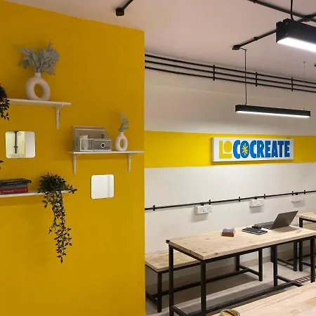 Hostel Locomo Hostel Express - Stay Work Eat Mumbai