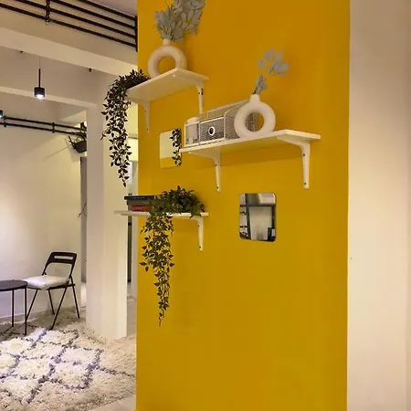 Hostel Locomo Hostel Express - Stay Work Eat Mumbai