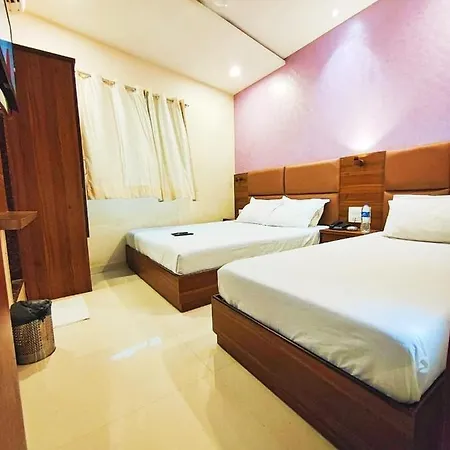 Avion Palace Hotel 3*