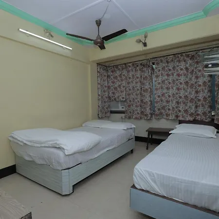 Ellora Guest house *