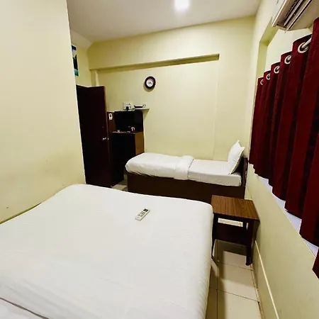 Hotel Amber 3*