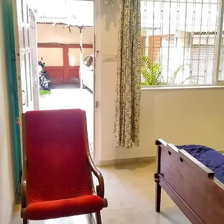 Apartment Beautiful 1master Bedroom In Bandra West Mumbai