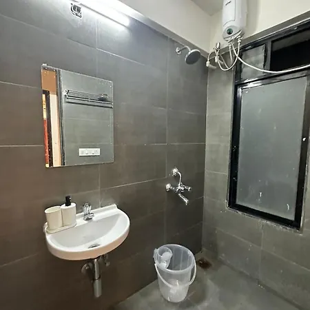1bed Theme Lower Parel Apartment *