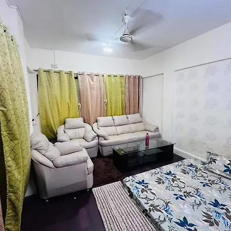 Khar West : Apple Mumbai