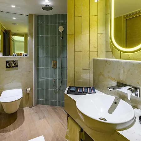 Hotel Eden Serenity Mumbai