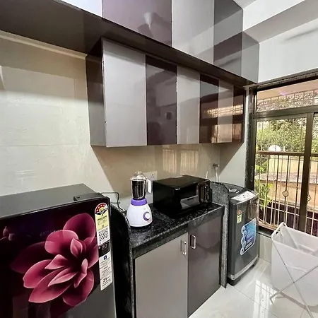 La Timberland 1 Bhk