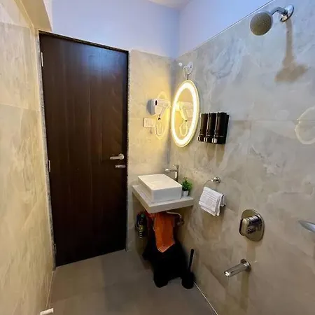 La Alba 1 Bhk Serviced Apartment