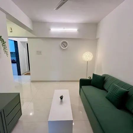 Apartment La Olive 1 Bhk Service Mumbai