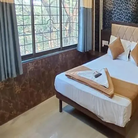 Hotel Fabexpress Ashirwad Residency