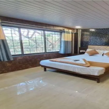 Hotel Fabexpress Ashirwad Residency
