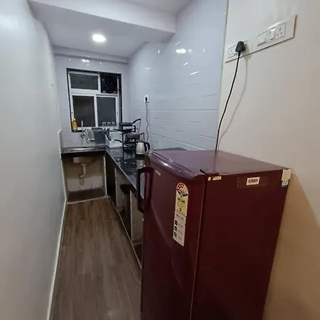 Apartment Private In South Mumbai's Heart