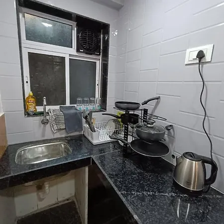 Apartment Private In South Mumbai's Heart *
