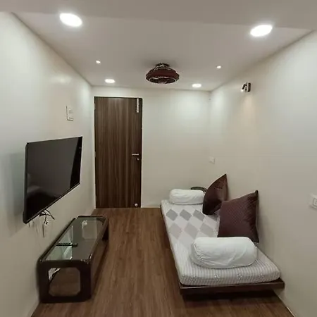 Private In South Mumbai's Heart Mumbai