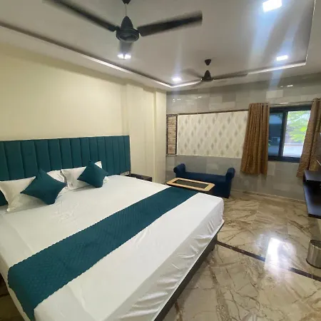 Classio - Near Kokilaben Hospital, Andheri West Mumbai
