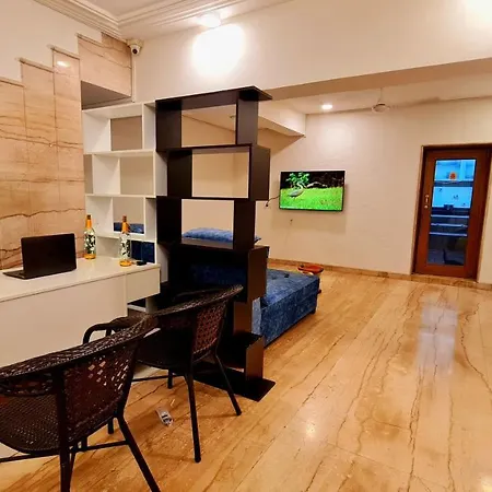 Rostel Live Hostel Mumbai