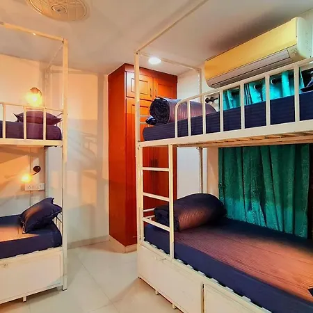 Rostel Live Hostel