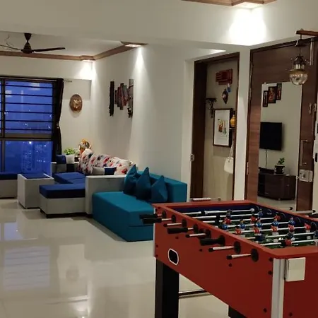 Spacious 4 Bhk In Mulund East 12 Guest For Function Gathering Meeting * Mumbai