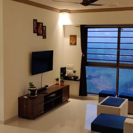 Apartment Spacious 4 Bhk In Mulund East 12 Guest For Function Gathering Meeting Mumbai