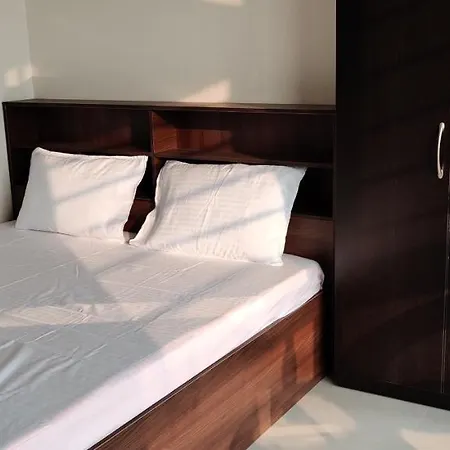 Apartment Spacious 4 Bhk In Mulund East 12 Guest For Function Gathering Meeting