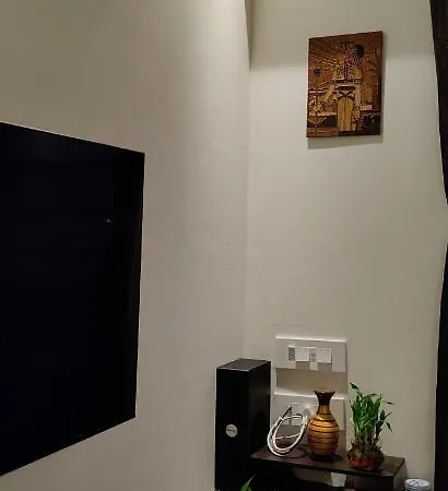 Spacious 4 Bhk In Mulund East 12 Guest For Function Gathering Meeting Mumbai