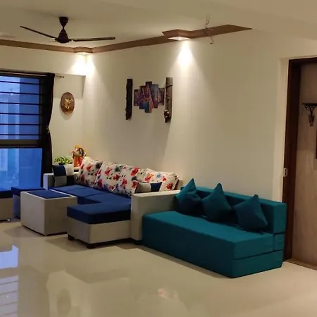 Apartment Spacious 4 Bhk In Mulund East 12 Guest For Function Gathering Meeting