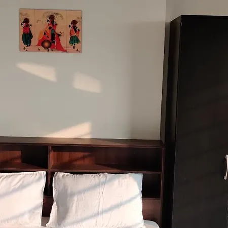Spacious 4 Bhk In Mulund East 12 Guest For Function Gathering Meeting Mumbai