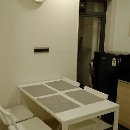 1br Service In Bkc By Florastays Apartment