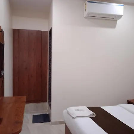 Hotel Raheja Residency Mumbai